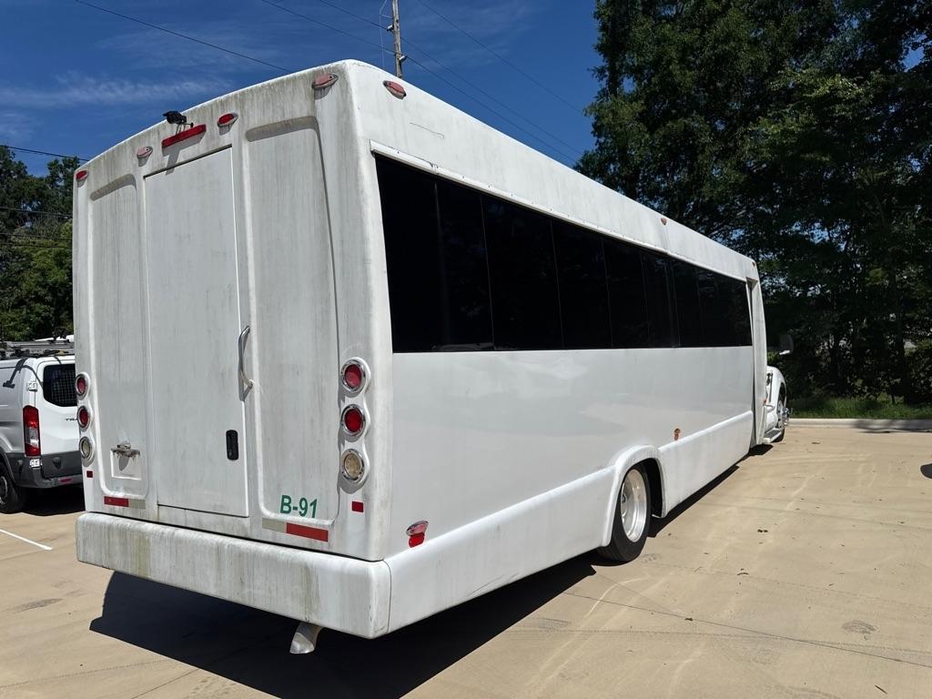 Ford F-650 Regular Cab 2WD DRW 2011