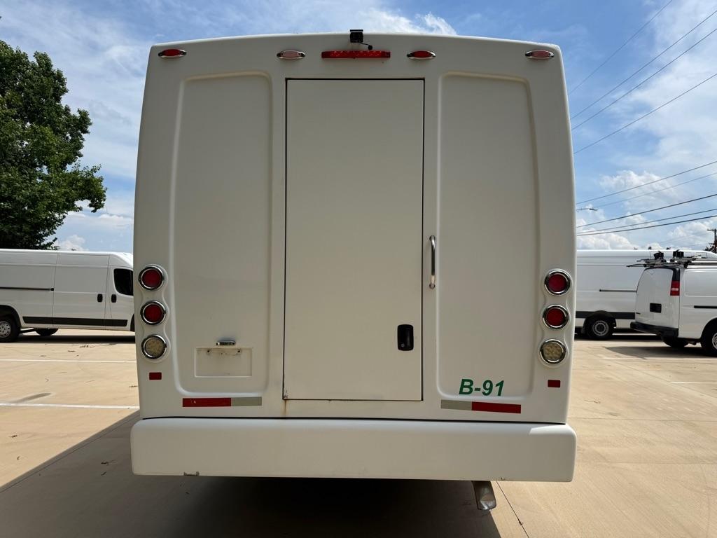 Ford F-650 Regular Cab 2WD DRW 2011