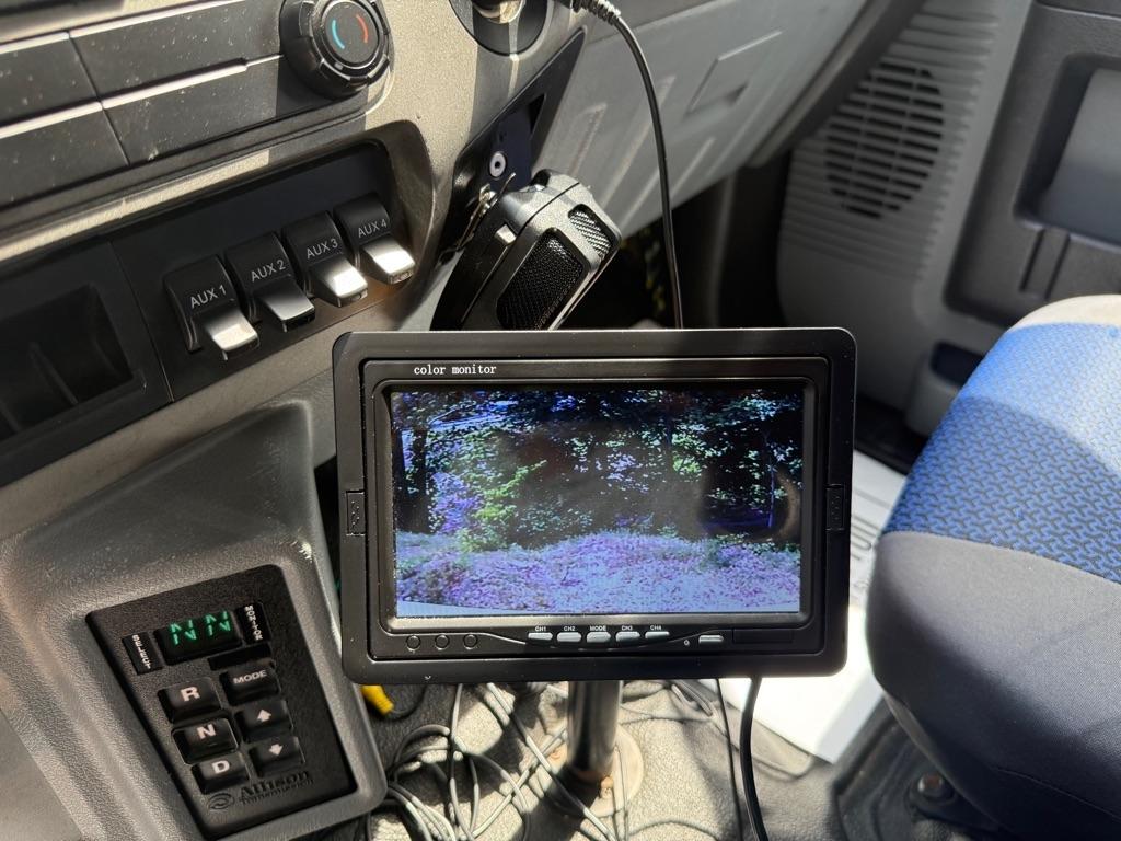 Ford F-650 Regular Cab 2WD DRW 2011