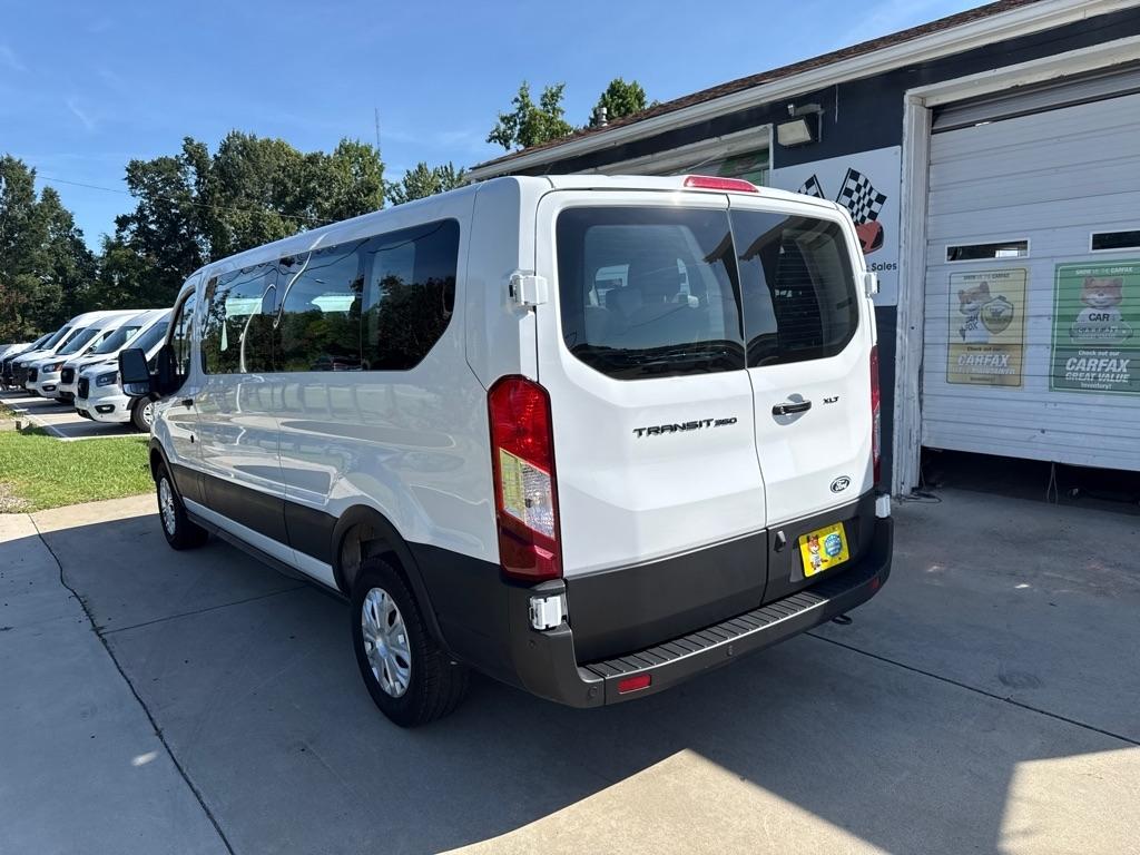 Ford Transit 350 Wagon Low Roof XL w/Sliding Pass. 148-in. WB 2026