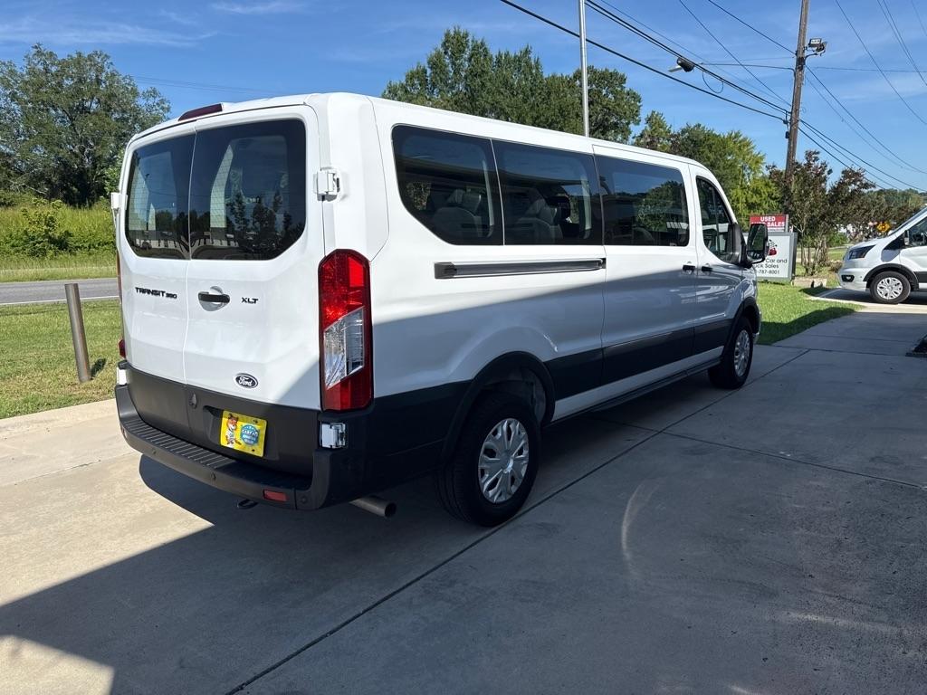 Ford Transit 350 Wagon Low Roof XL w/Sliding Pass. 148-in. WB 2026