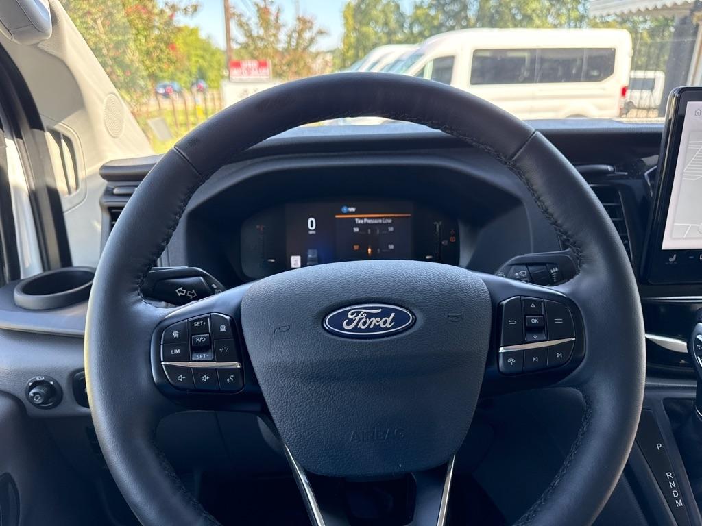Ford Transit 350 Wagon Low Roof XL w/Sliding Pass. 148-in. WB 2026