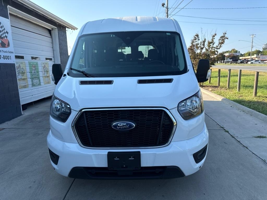 Ford Transit 350 Wagon Med. Roof XL w/Sliding Pass. 148-in. WB 2024