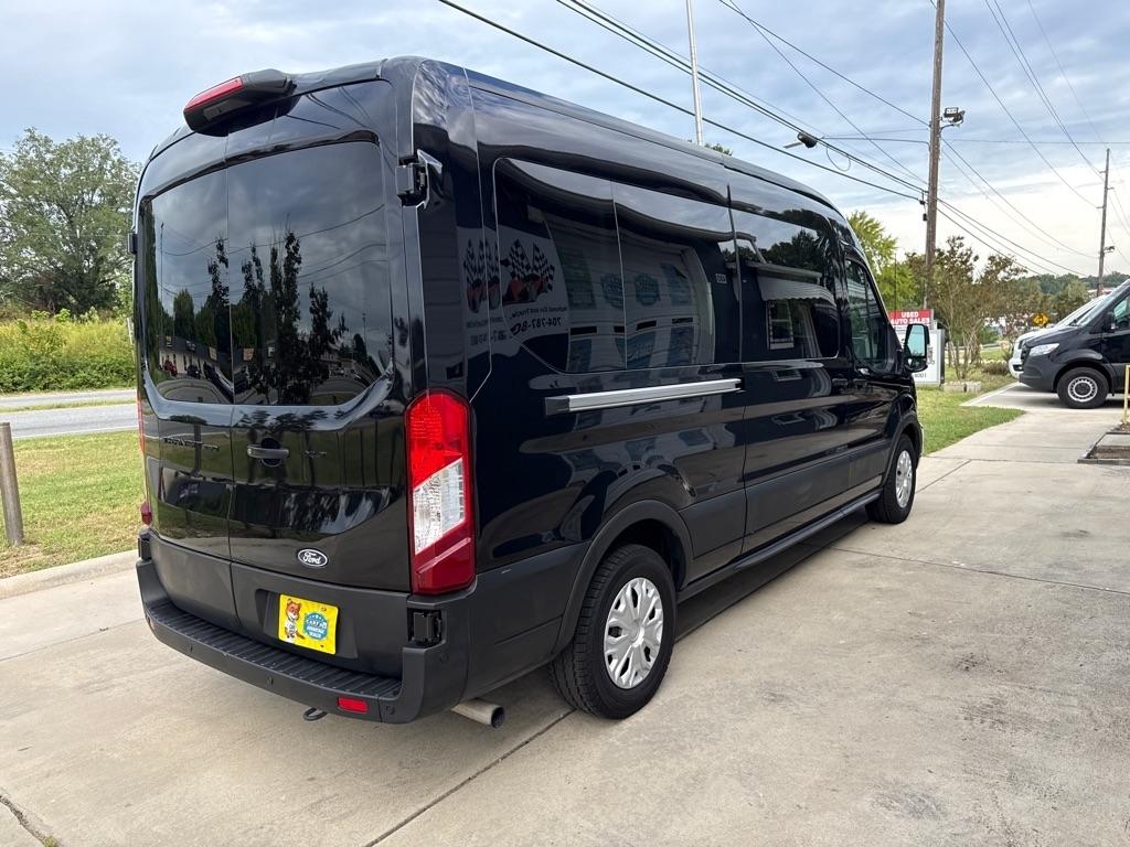 Ford Transit 350 Wagon Med. Roof XL w/Sliding Pass. 148-in. WB 2026