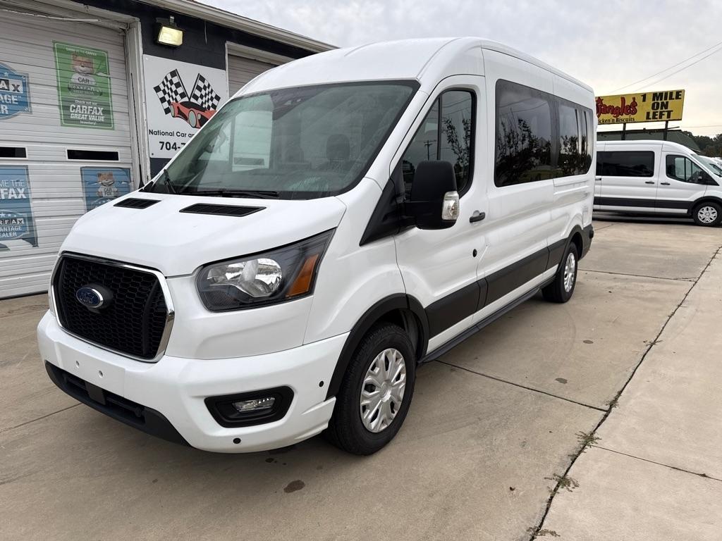 2024 Ford Transit 350 Wagon Med. Roof XL w/Sliding Pass. 148-in. WB
