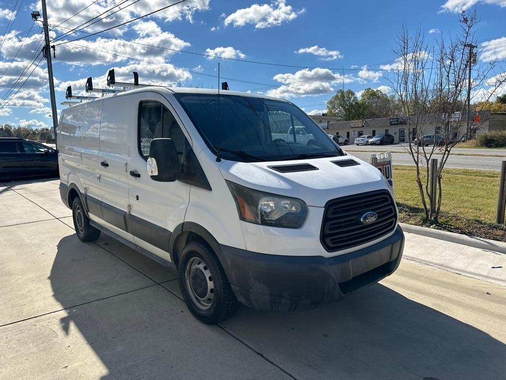 Ford Transit 150 Van Low Roof 60/40 Pass. 130-in. WB 2015
