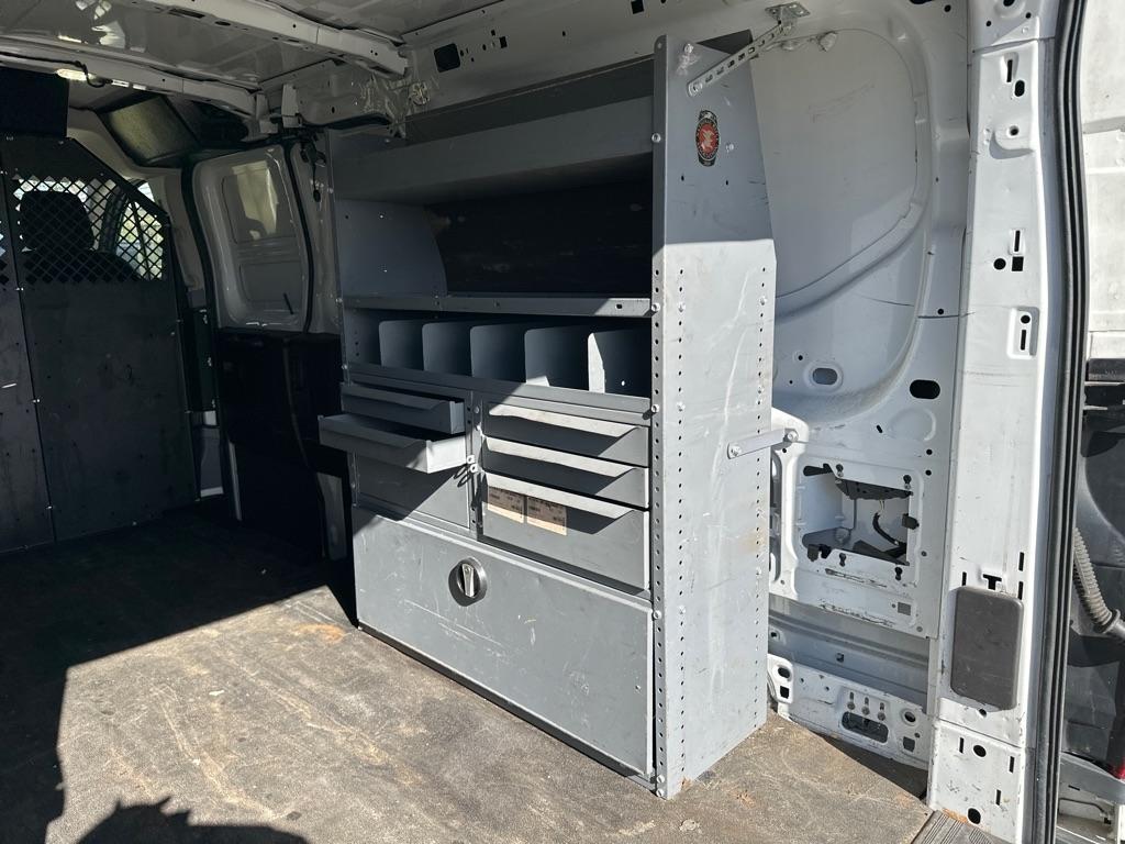 Ford Transit 150 Van Low Roof 60/40 Pass. 130-in. WB 2015