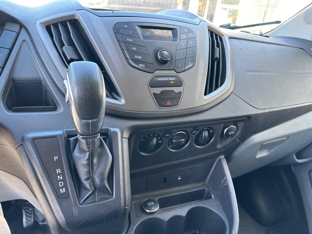 Ford Transit 150 Van Low Roof 60/40 Pass. 130-in. WB 2015