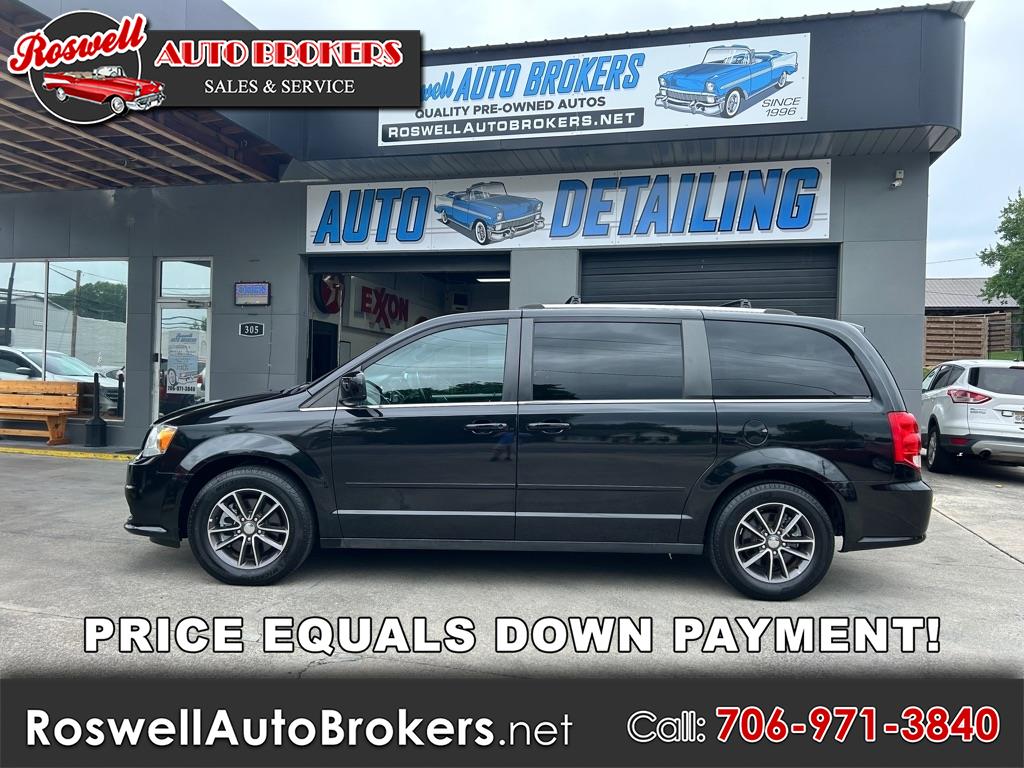 2017 Dodge Grand Caravan SXT's photo