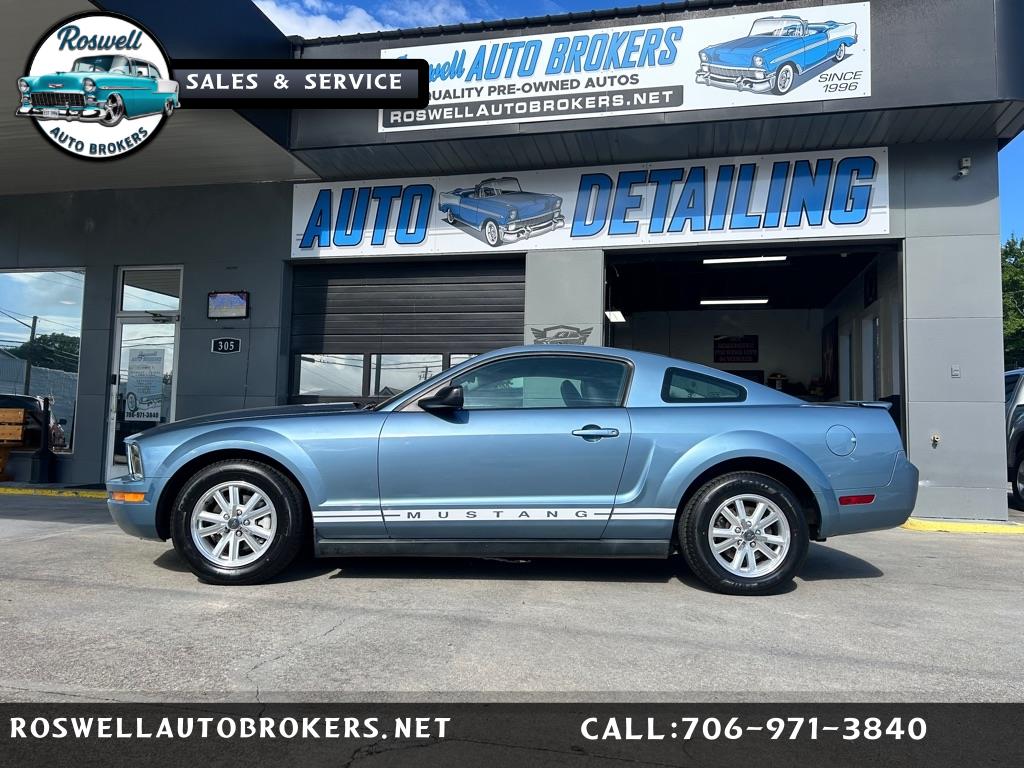2007 Ford Mustang V6 Deluxe Coupe