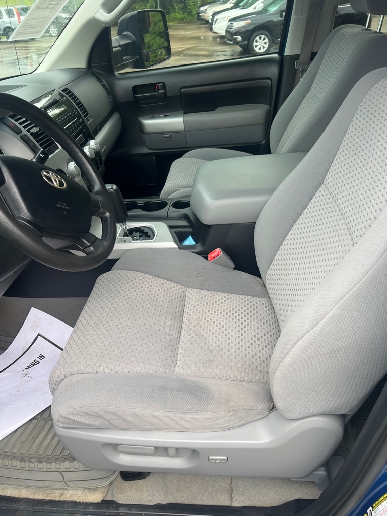 Toyota Tundra SR5 CrewMax 5.7L 2WD 2008