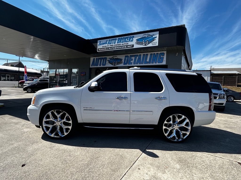 2011 GMC Yukon Denali 2WD