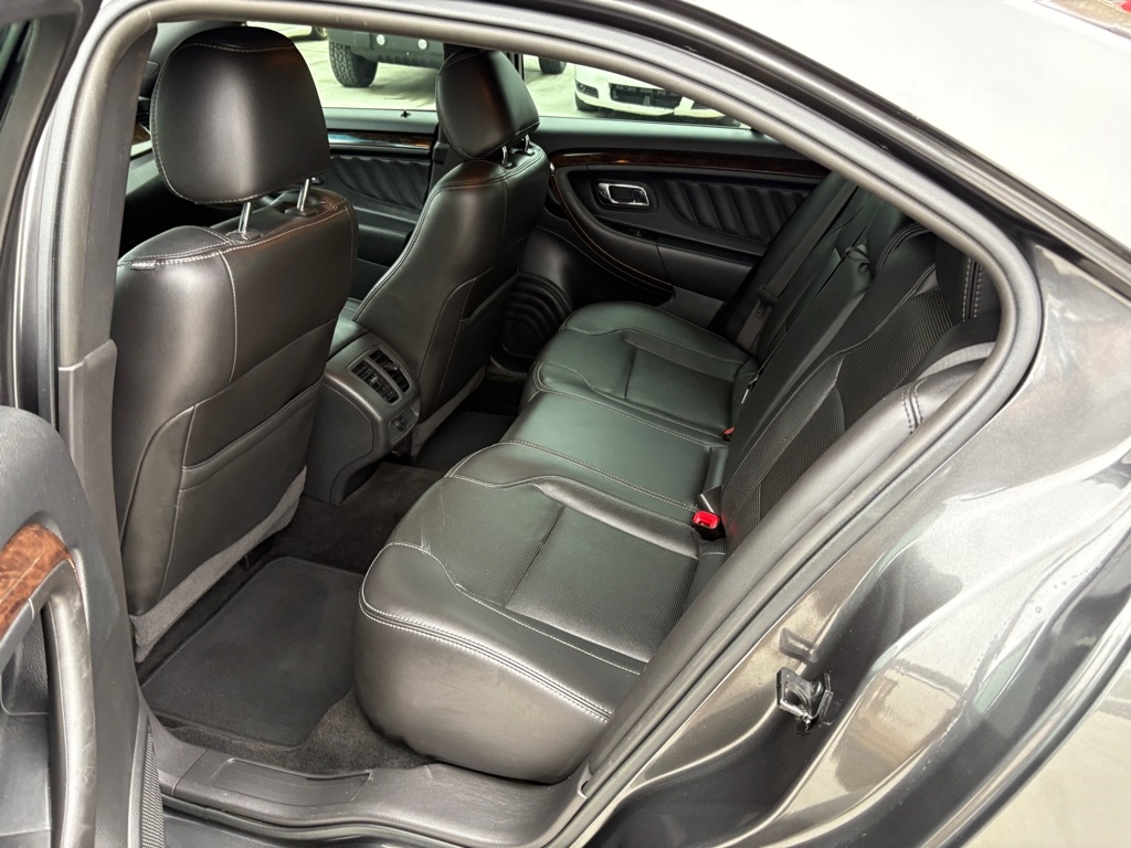 Ford Taurus Limited FWD 2015 Ford Taurus Limited FWD 2015