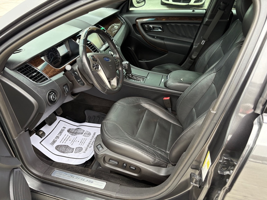 Ford Taurus Limited FWD 2015 Ford Taurus Limited FWD 2015