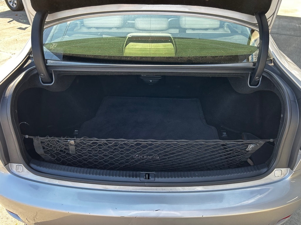 Lexus IS IS 250 6-Speed Manual 2009