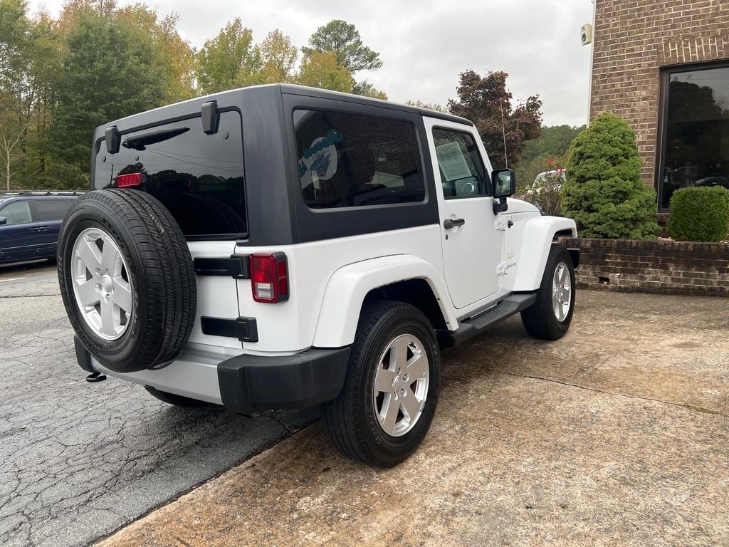 Jeep Wrangler Sahara 4WD 2011
