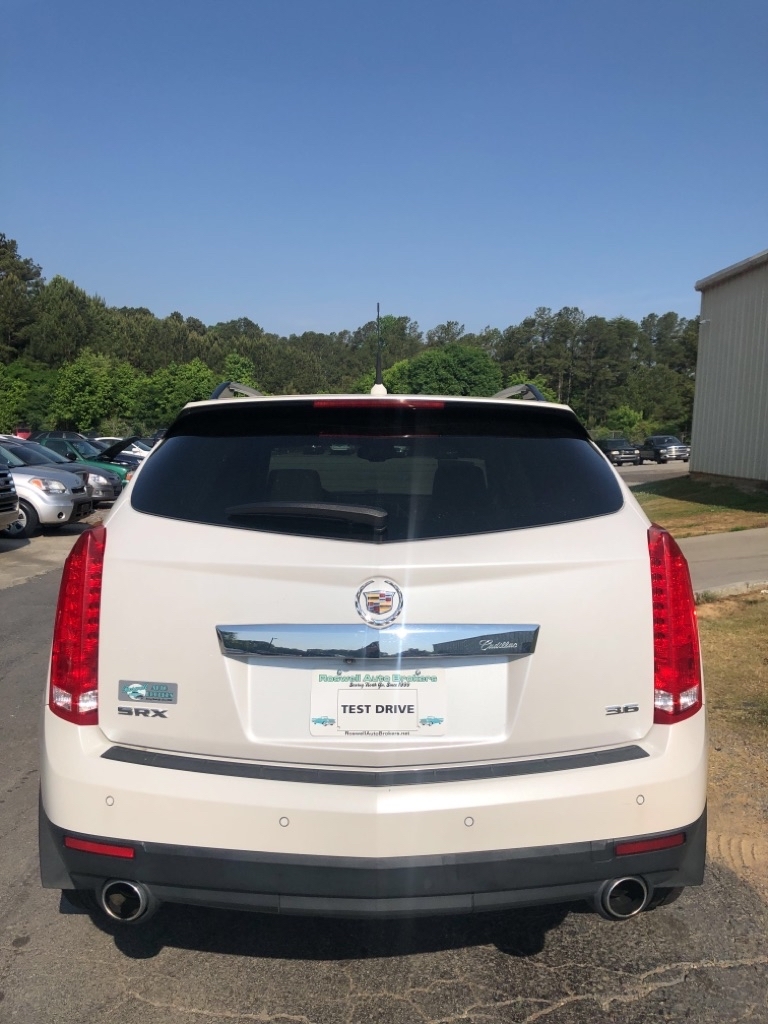 Cadillac SRX Luxury 2012