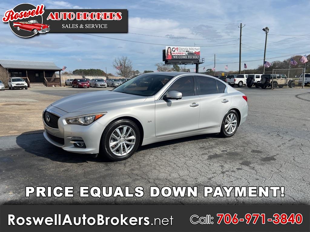 2016 INFINITI Q50 Premium's photo