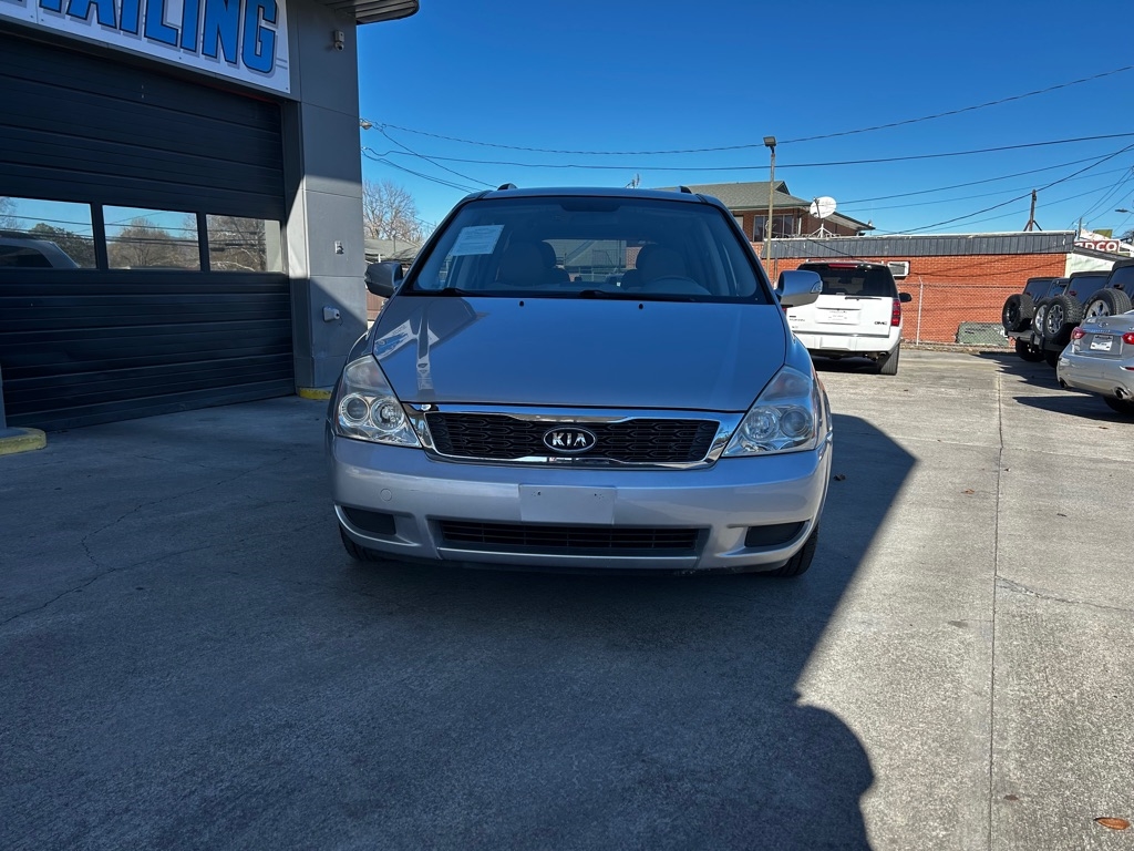 Kia Sedona LX LWB 2011