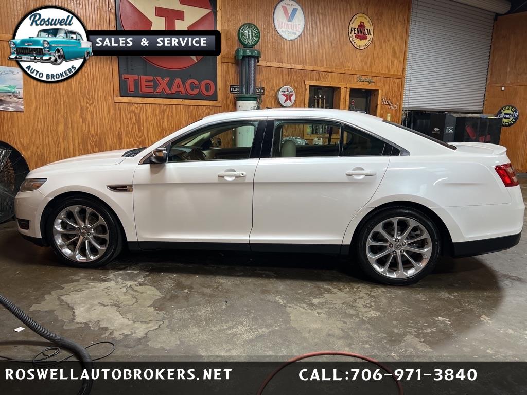 2013 Ford Taurus Limited's photo