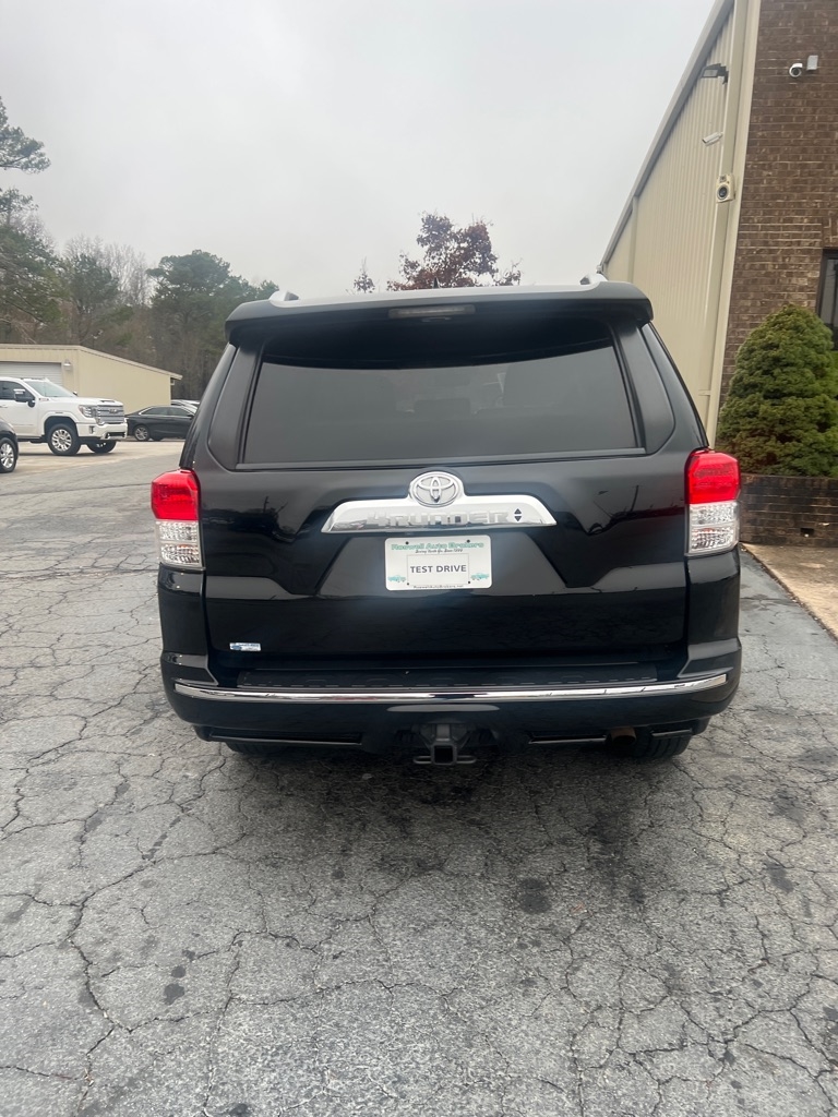 Toyota 4Runner SR5 2WD 2011