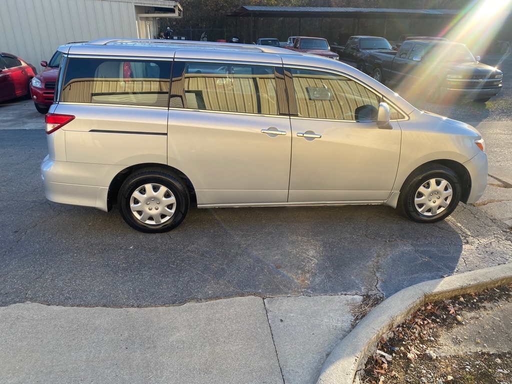 Nissan Quest S 2016