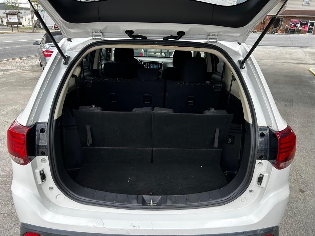 Mitsubishi Outlander ES 2WD 2017