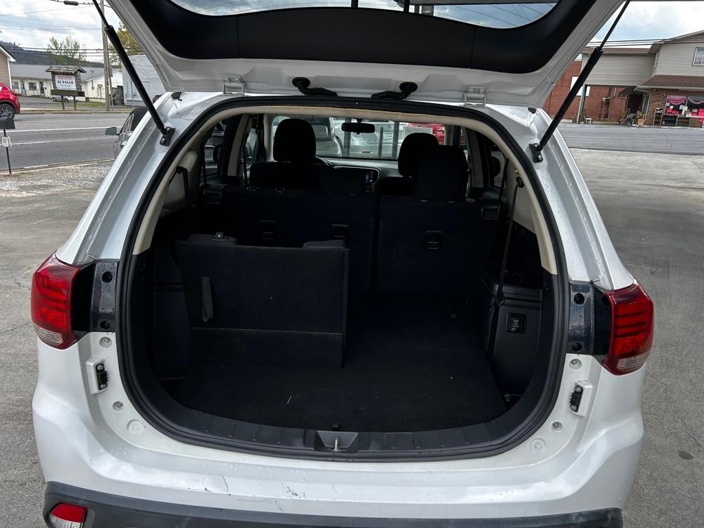 Mitsubishi Outlander ES 2WD 2017