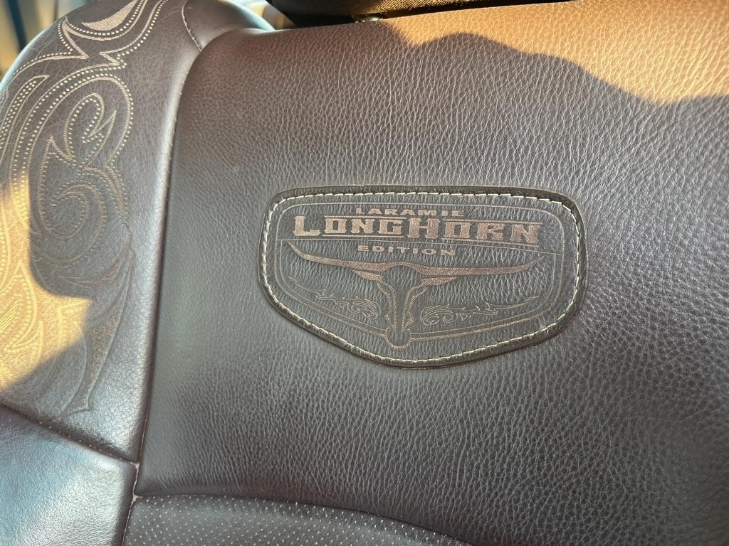 RAM 1500 Longhorn Crew Cab SWB 4WD 2015