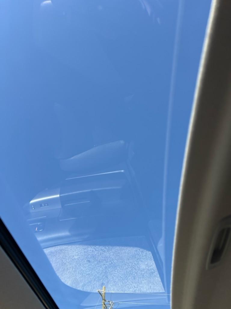 Toyota Sequoia SR5 5.7L 2WD 2012