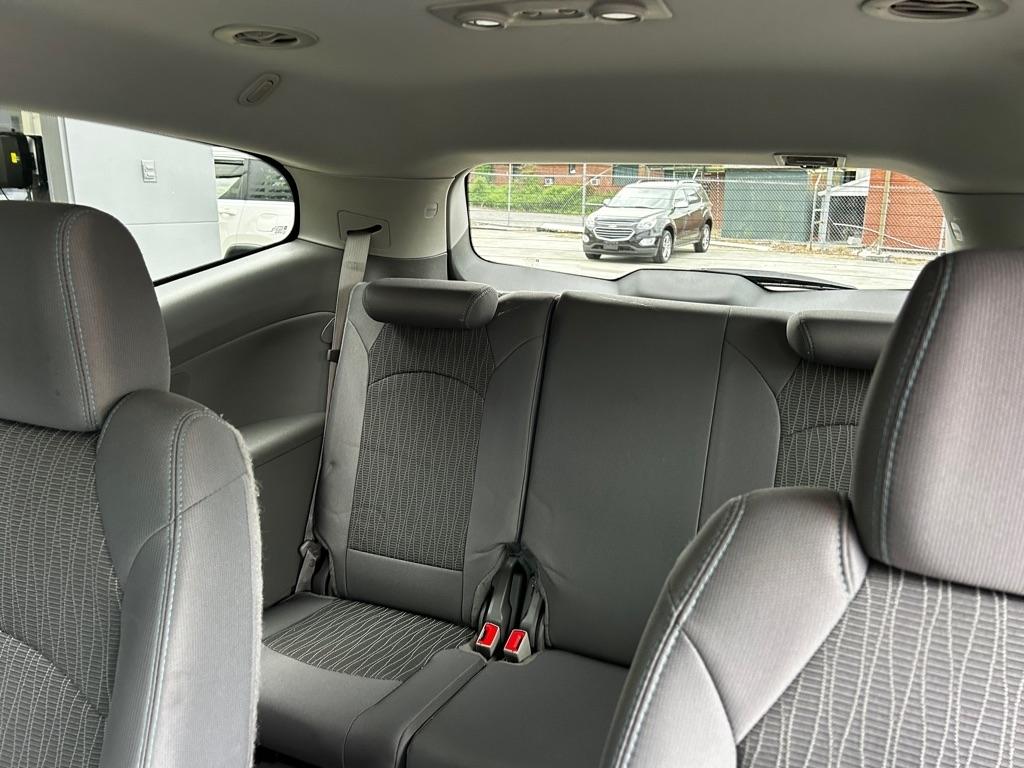 Chevrolet Traverse 1LT FWD 2014