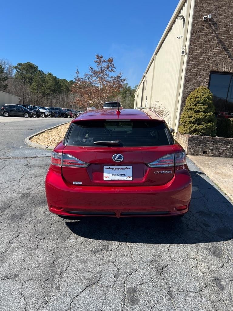 Lexus CT 200h Base 2012