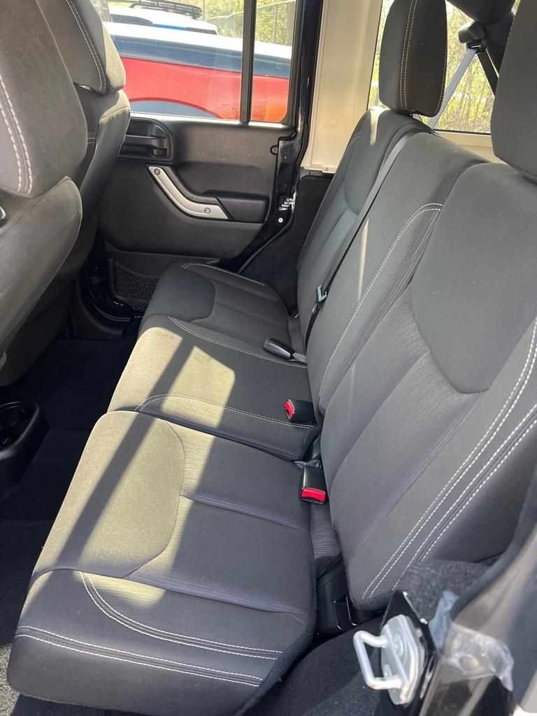 Jeep Wrangler Unlimited Sahara 4WD 2016