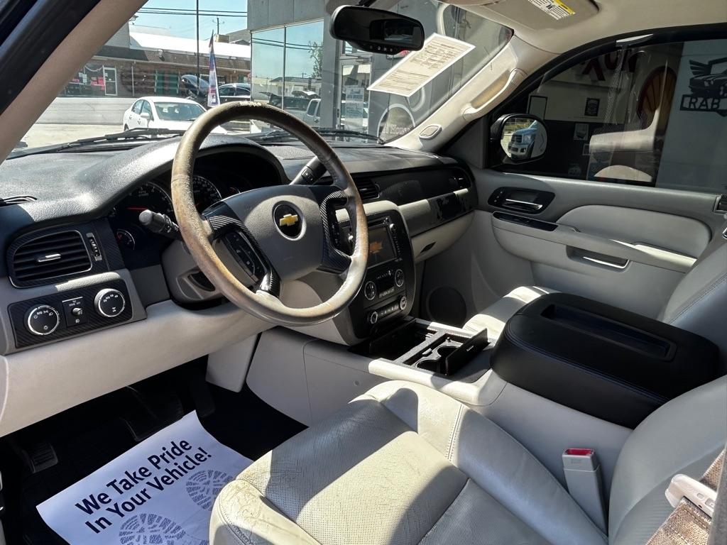 Chevrolet Avalanche LTZ 4WD 2013