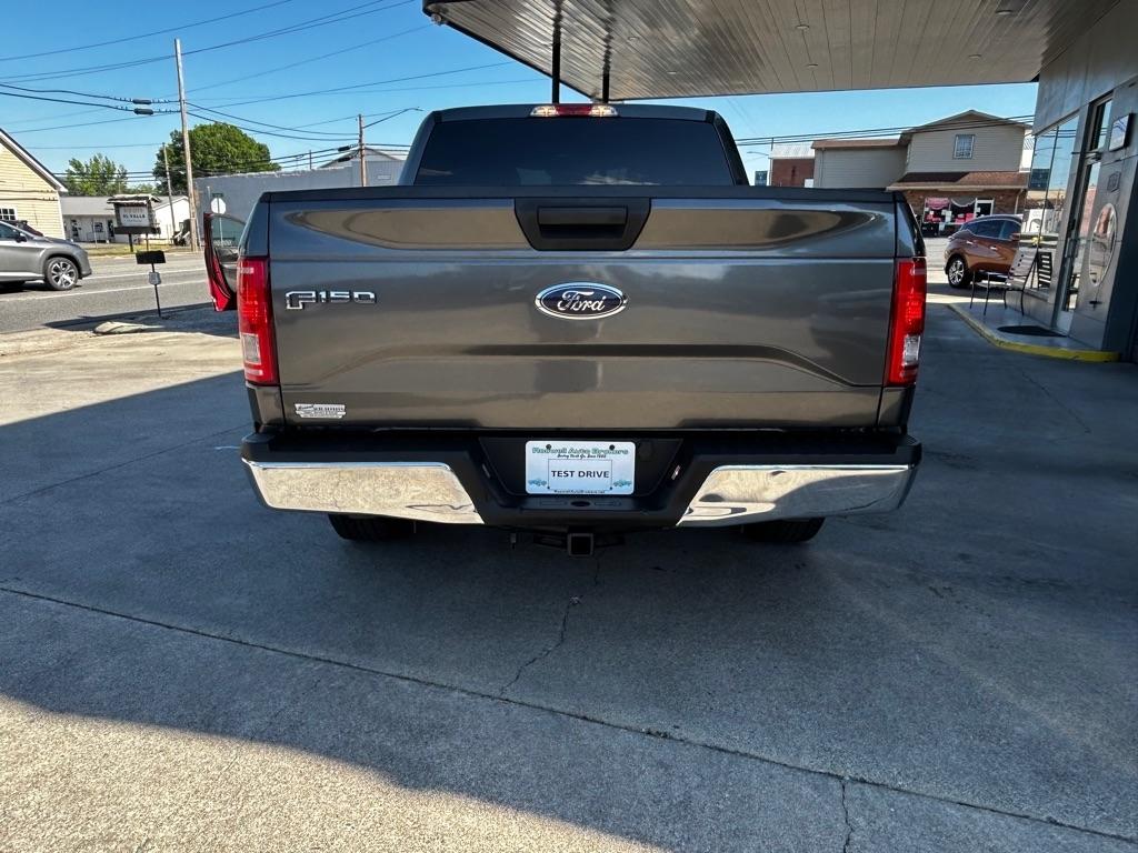 Ford F-150 XL SuperCrew 5.5-ft. Bed 2WD 2017