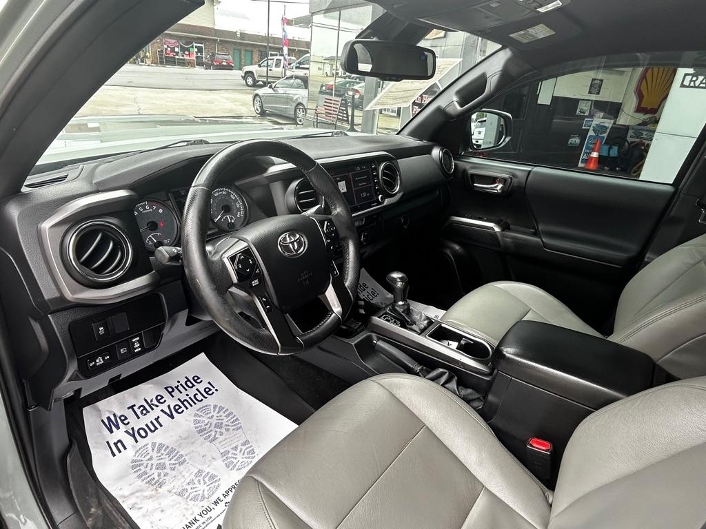 Toyota Tacoma SR5 Double Cab Long Bed V6 6AT 2WD 2022