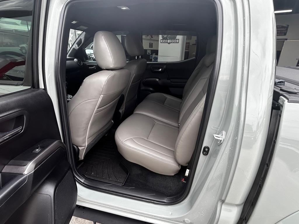Toyota Tacoma SR5 Double Cab Long Bed V6 6AT 2WD 2022