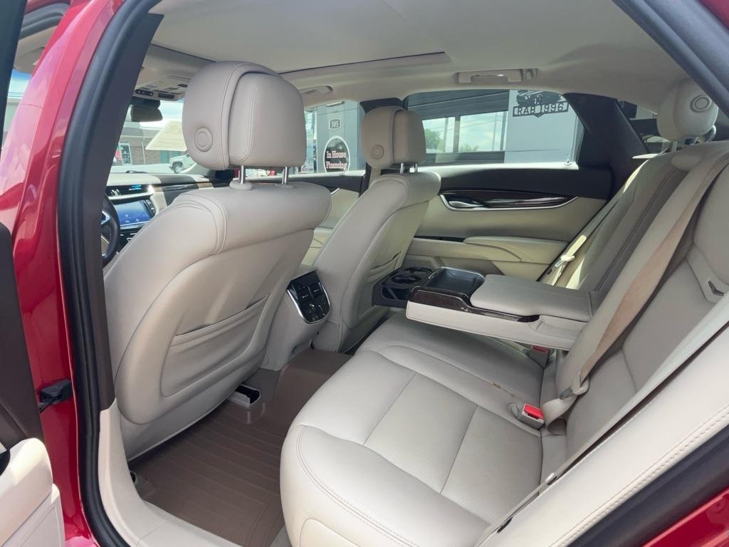 Cadillac XTS Luxury FWD 2014