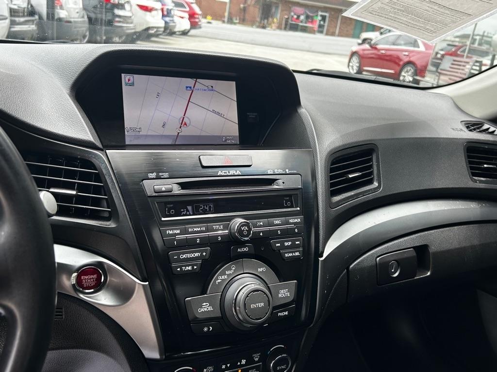 Acura ILX 5-Spd AT w/ Technology Package 2013