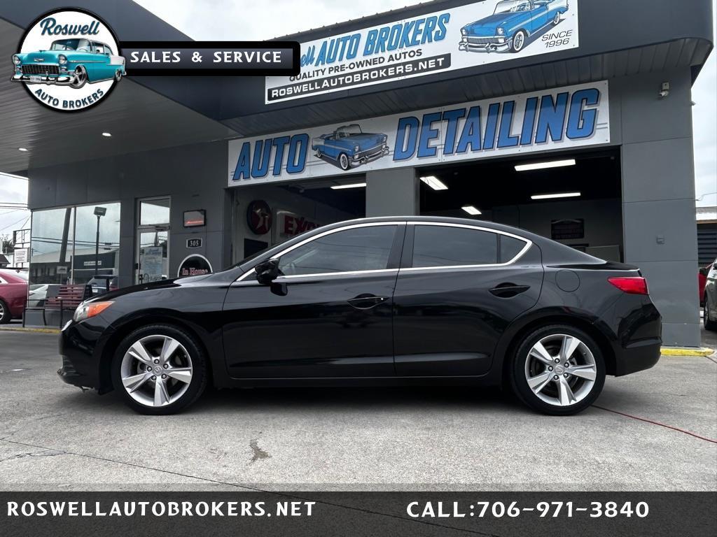 2013 Acura ILX 5-Spd AT w/ Technology Package