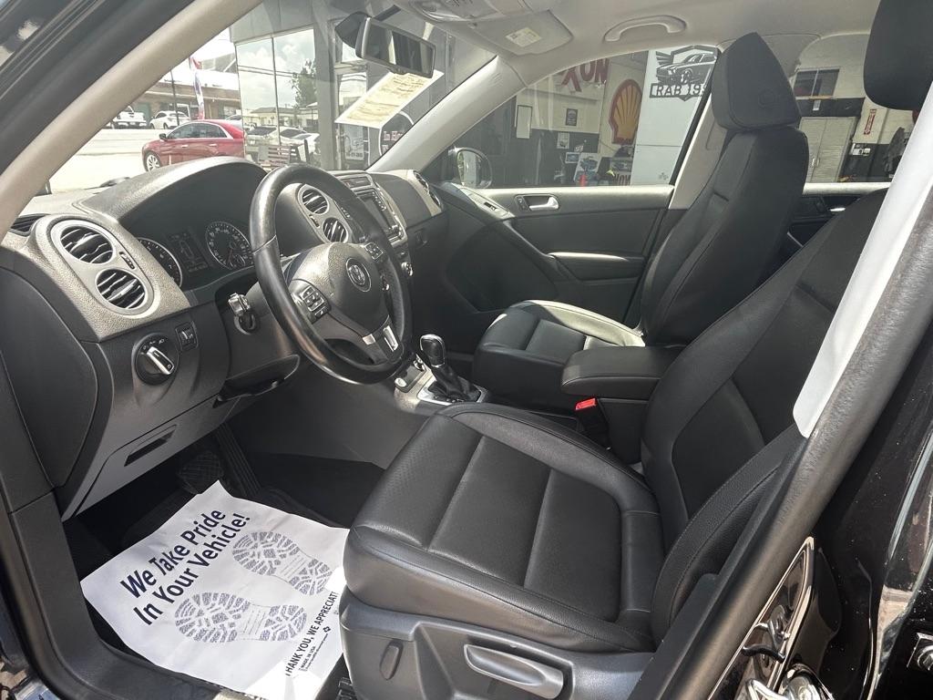 Volkswagen Tiguan S 2017
