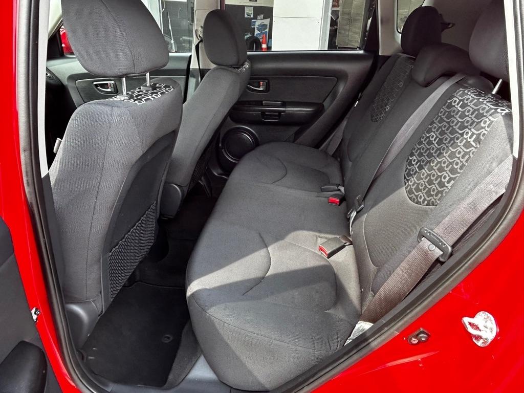Kia Soul + 2011