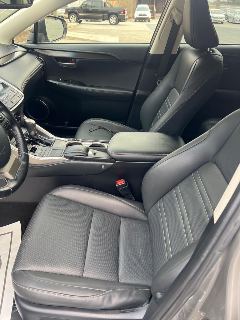 Lexus NX 200t AWD 2017