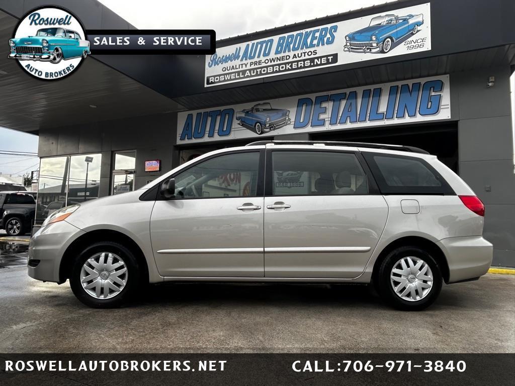 2006 Toyota Sienna LE 7-Passenger
