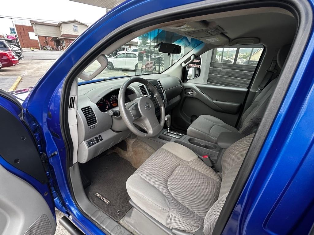 Nissan Frontier S Crew Cab 2WD 2012