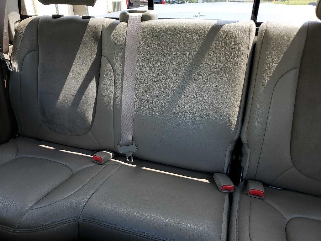 Dodge Ram 1500 ST Quad Cab 2WD 2004