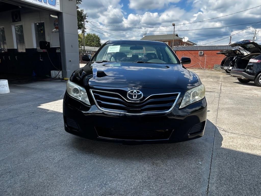 Toyota Camry SE 6-Spd MT 2010