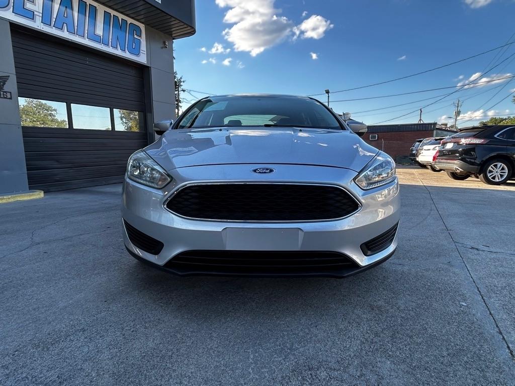 Ford Focus SE Sedan 2017