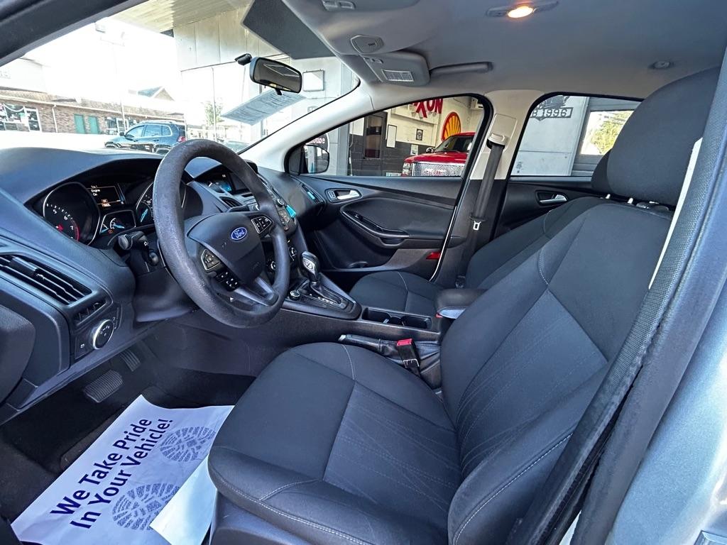 Ford Focus SE Sedan 2017