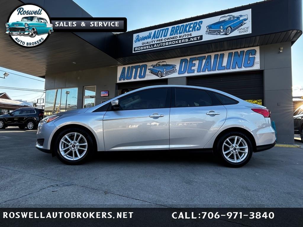 2017 Ford Focus SE Sedan
